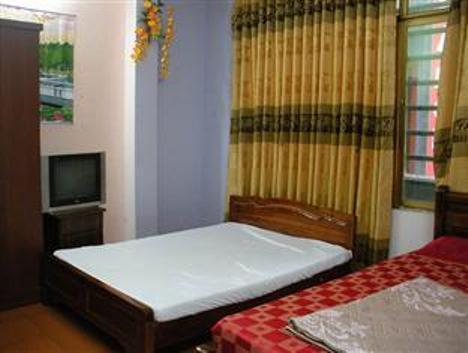 Huong Sen Hotel 2 Hanoi Room photo